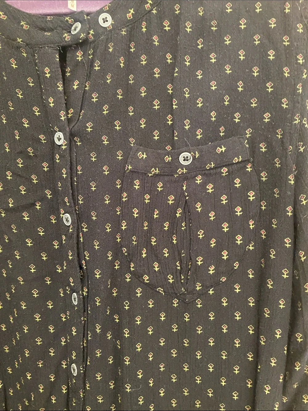 Free People long sleeve blouse hi low hem black green red pattern medium rayon